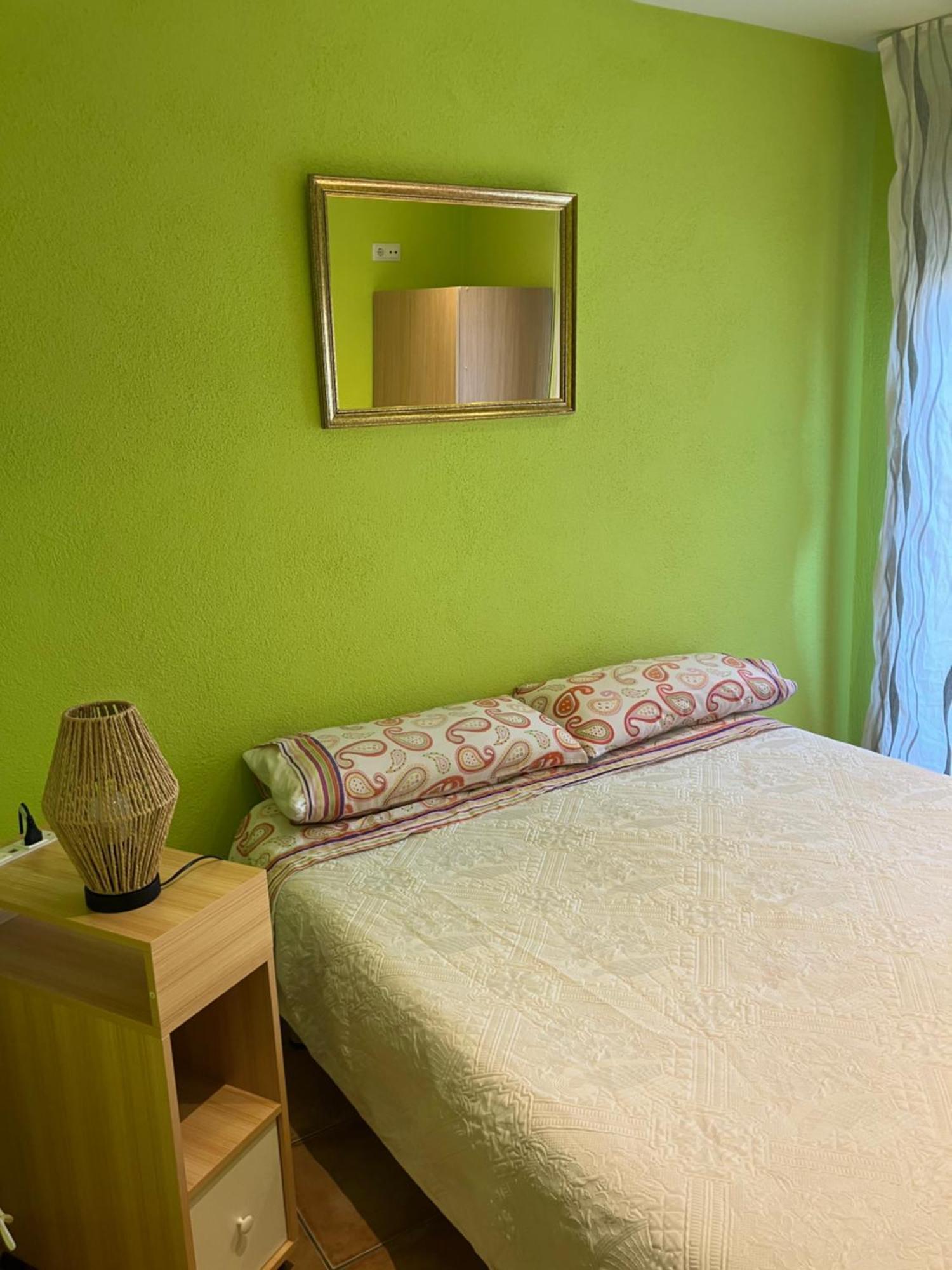 L'Esquirol De L'Esquirol Apartamento Santa María de Corcó Exterior foto