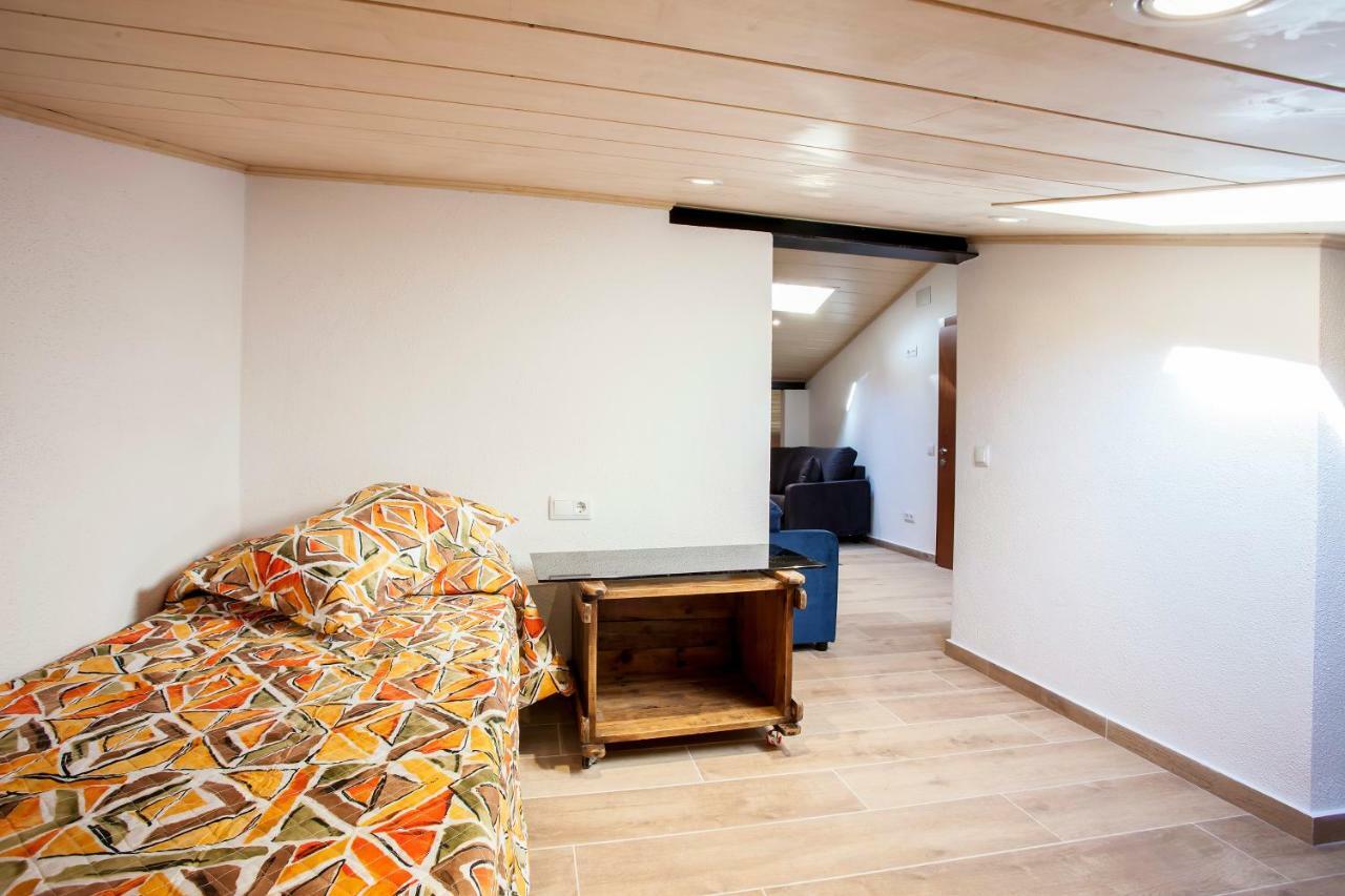 L'Esquirol De L'Esquirol Apartamento Santa María de Corcó Exterior foto